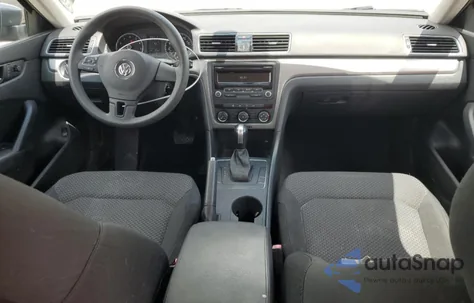 2014 Volkswagen Passat S из США, поврежденный, VIN 1VWAS7A35EC024006